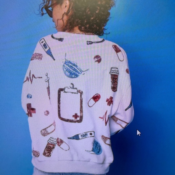 QUEEN OF SPARKLES Medical Motif Sweater - White with lots of sparkles - Picture 3 of 3